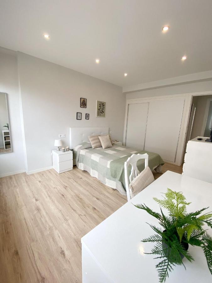 Apartamento Bright In The Center Of *