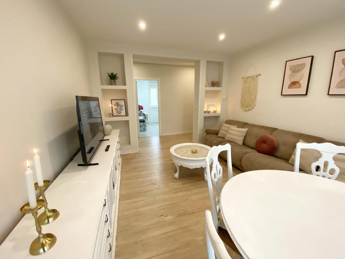Apartamento Bright In The Center Of *